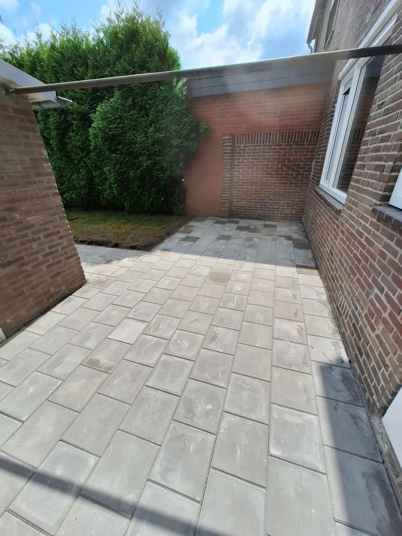 Klinkerwerken - terras aangelegd